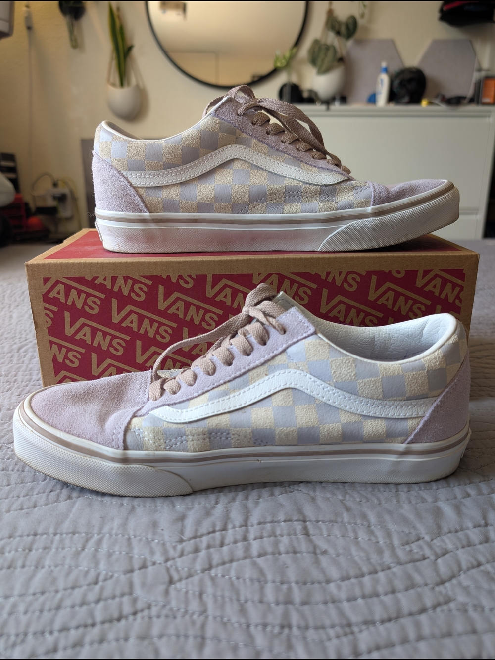 Vans Women's Checkerboard Old Skool Sneakers - Light Purple Size 9